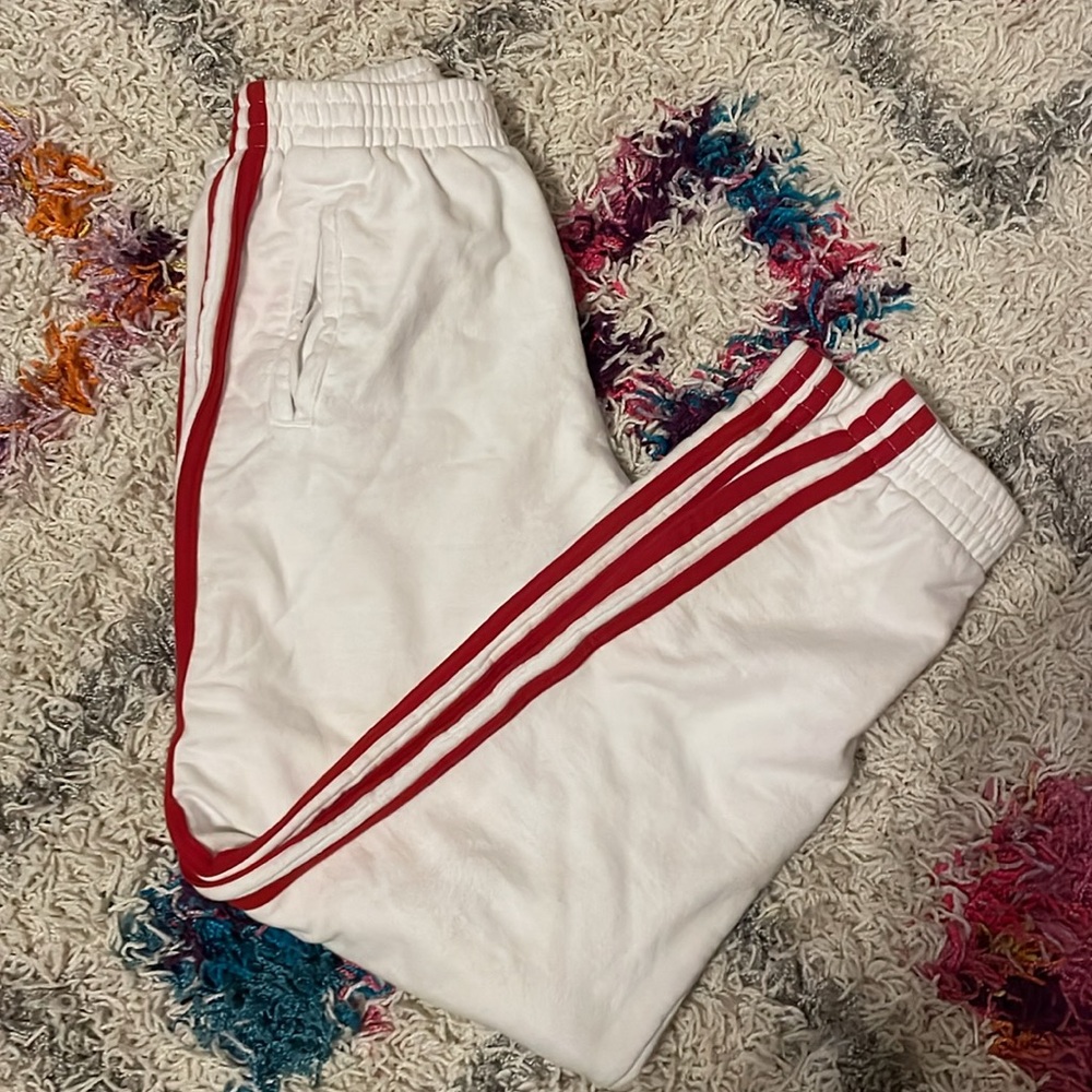 White brandy melville sweatpants with red stripes